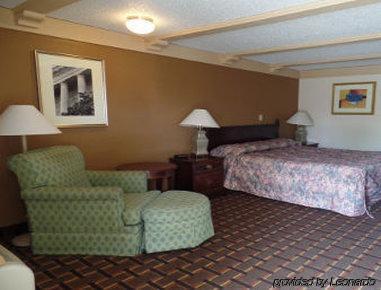 Knights Hotel 2*