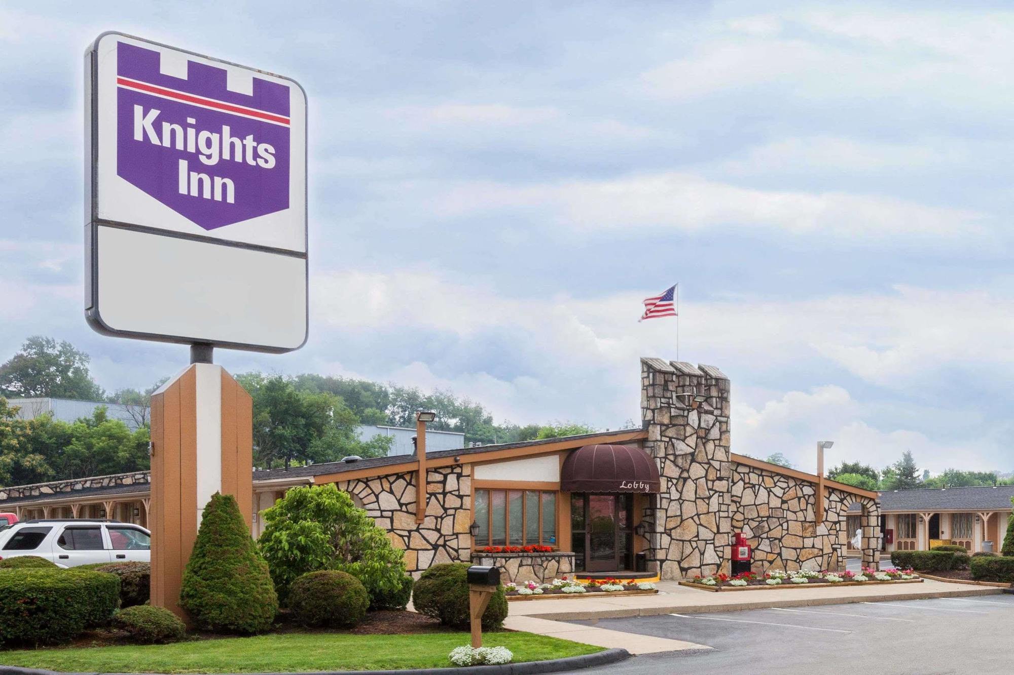 Hotel Knights